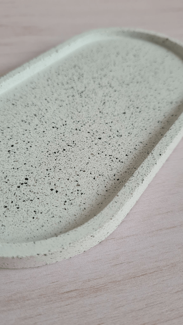 Vide-poche allongé – Blanc moucheté