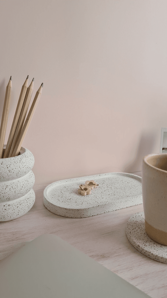 Vide-poche allongé – Blanc moucheté